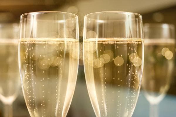 Close up of the Best Sparkling Wine and Champagne for Thanksgiving